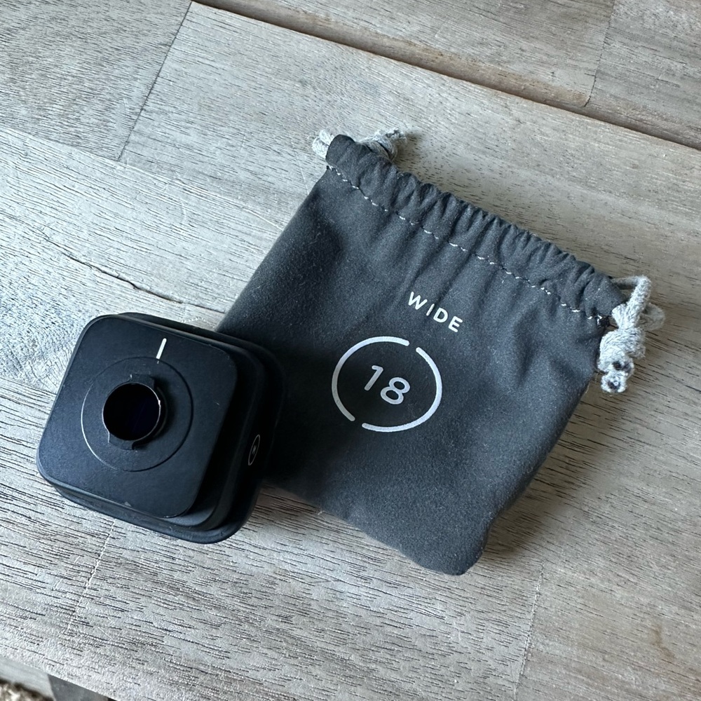 MOMENT -  Wide Lens with Pouch